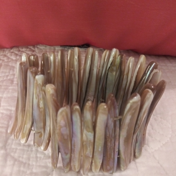 Jewelry - Iridescent Linear Bead Stretch Cuff Bracelet